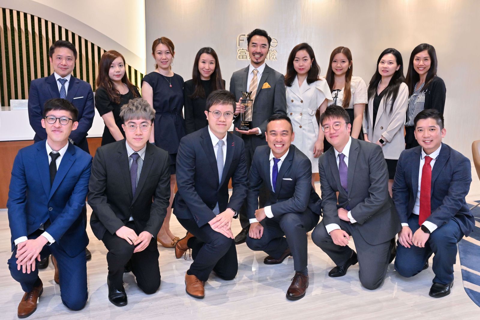 富通保险获选《指标》2022年度保险企业大奖共囊括六项殊荣，成为获奖最多的保险公司